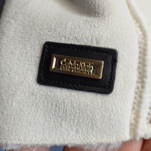 Calvin Klein Women's Off White Faux Suede/Fur Knit Open Front Vest Size Large - Picture 5 of 7